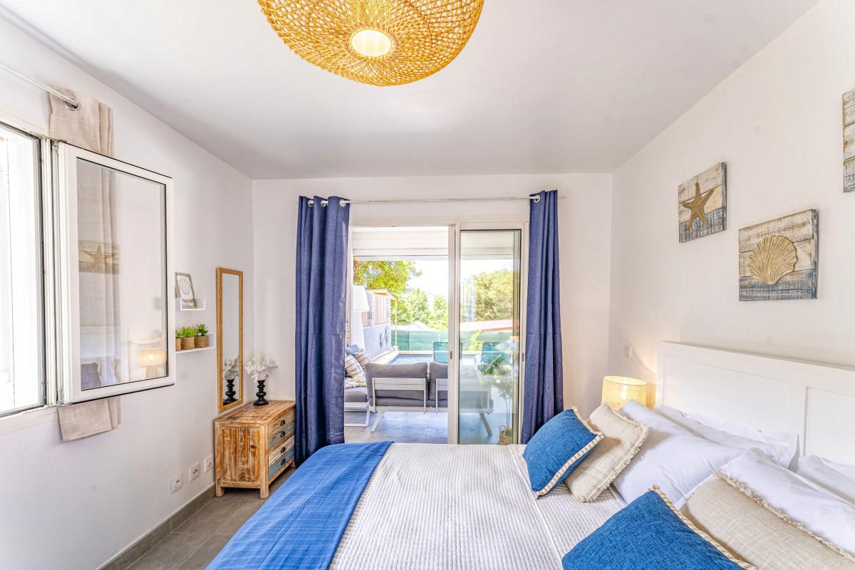 14.A louer villa avec piscine et Terre de haut Les Saintes- Villa Topaze